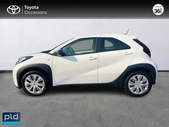 Toyota Aygo x 1.0 vvt-i 72ch dynamic my24 — photo 5