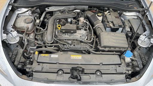 Seat Leon 1.0 TSI 110 - Business – 2022 – 63971 km – Essence – Boîte Manuelle — photo 28