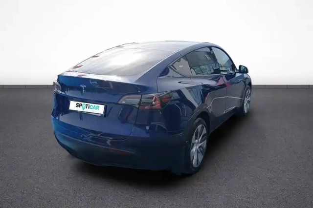 Tesla Model Y standard rwd — photo 50