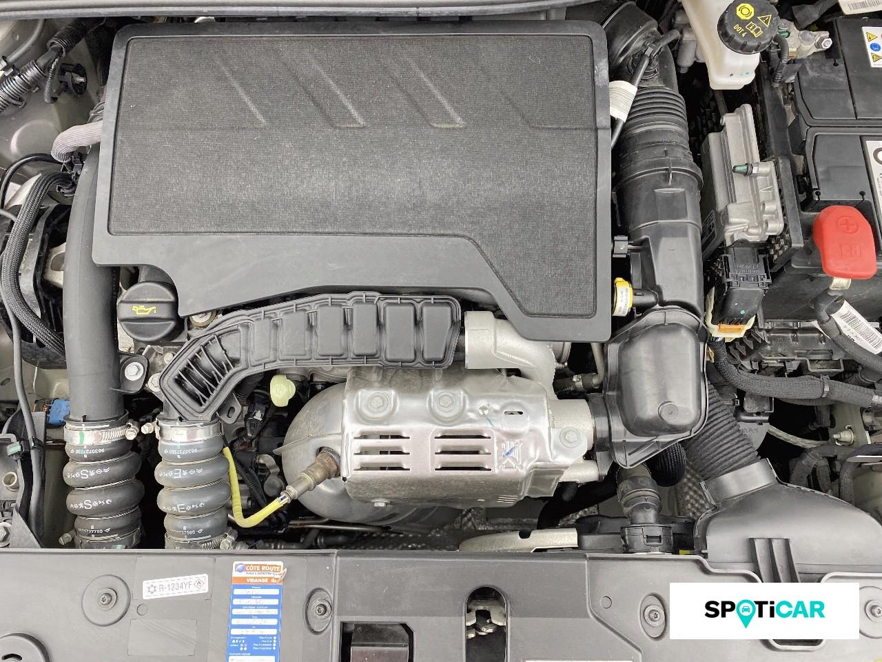 Peugeot 208 1.2 puretech 100ch s&s gt — photo 20