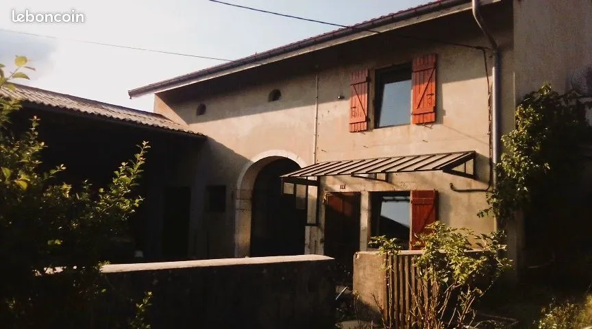 Photo 1