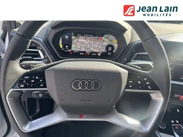 Audi Q4 E-Tron sportback 45 285 ch 82 kwh quattro — photo 12
