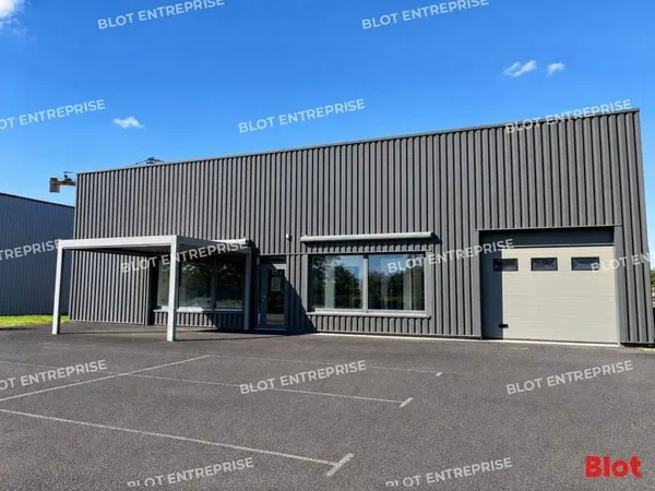 Entrepôt 380 m²