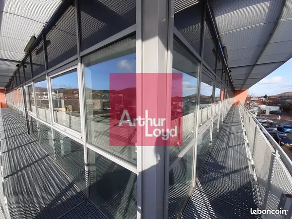Bureaux 170 m² AUBIERE