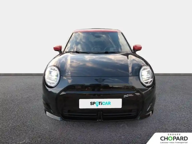 Mini Cooper electric se 218 ch — photo 32