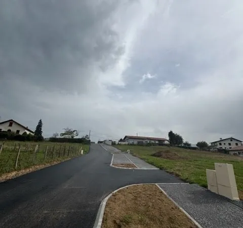 Vend terrain St jean le vieux