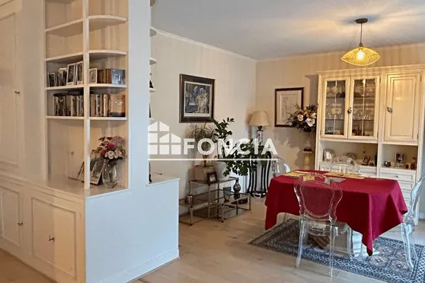 Appartement 3 pièces 100 m²