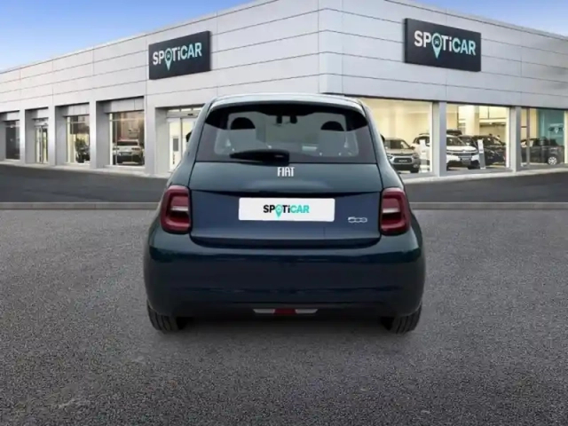 Fiat 500 e 118ch (red) my23 — photo 5