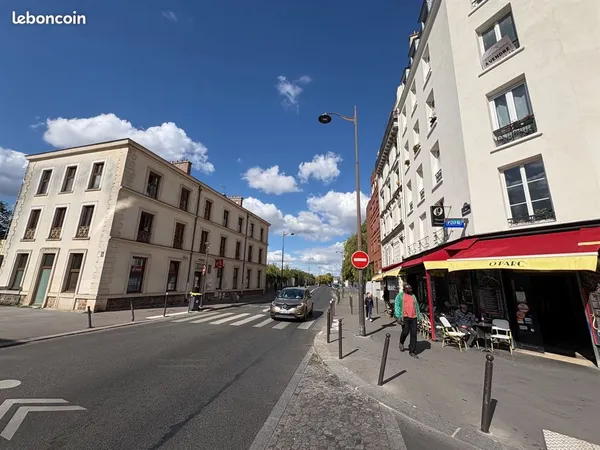 Boutique 78 m² PARIS