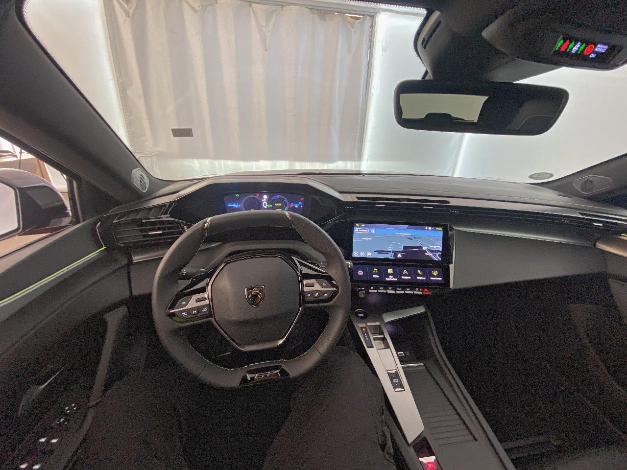 Peugeot 308 electrique 55 kwh 156ch gt — photo 12