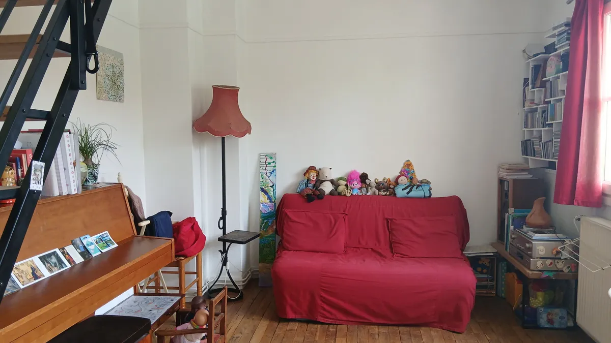 Photo 1