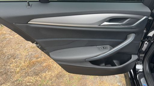 BMW Serie 5 530e iPerformance 252 Plug in Hybrid Steptronic8 - M Sport – 2020 – 115044 km – Hybride rechargeable – Boîte Automatique — photo 29