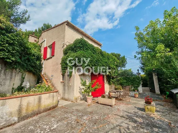 Maison 8 pièces 250 m²