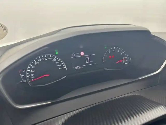 Peugeot 208 puretech 75 s&amp;s bvm5 — photo 70