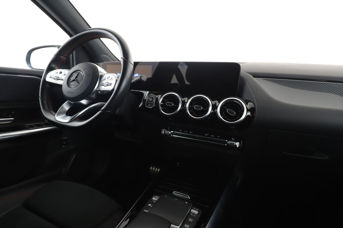 Mercedes-Benz Classe B 200 d AMG Line Edition 8G-DCT — photo 12