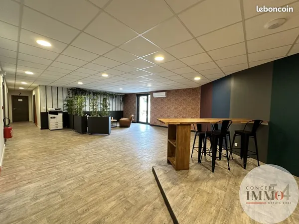 Bureaux 230 m² Toul