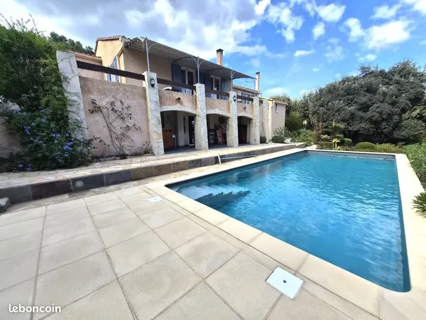Maison 6 pièces 172 m²