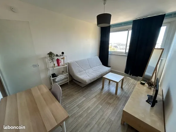 Jolie studio place coty