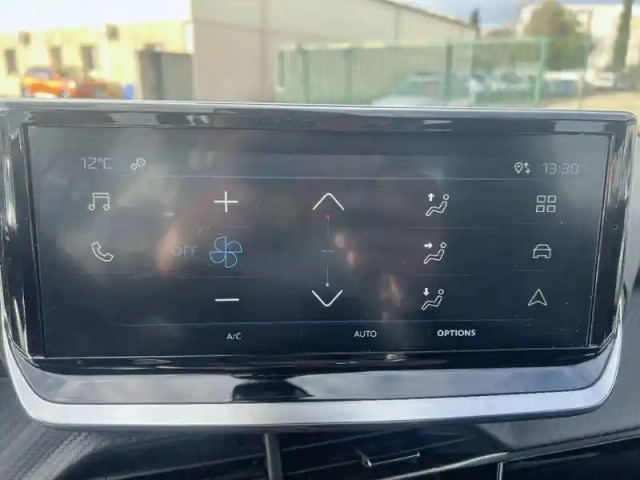 Peugeot 2008 puretech 100 s&amp;s bvm6 — photo 30