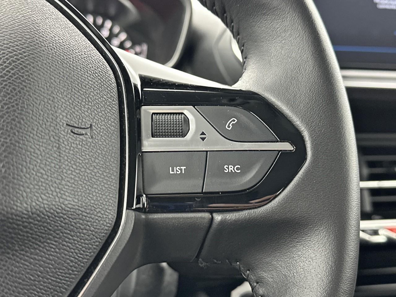 Peugeot 208 puretech 75 s&s bvm5 active — photo 19