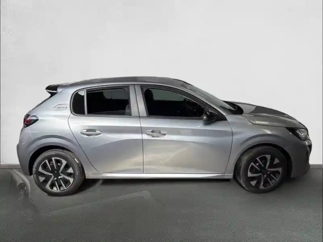 Peugeot 208 hybrid 110 e-dcs6 — photo 4