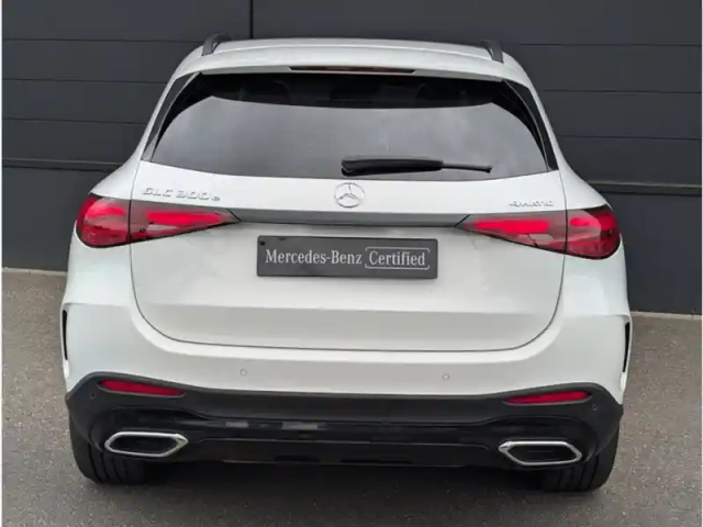 Mercedes Glc 300 e  hybrid eq 4matic — photo 4