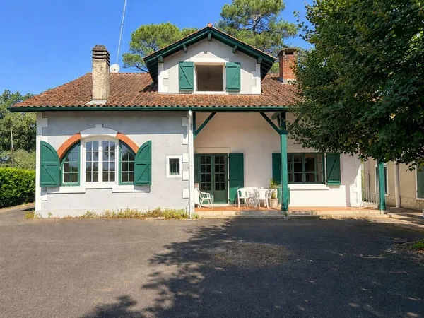 Maison 7 pièces 180 m²