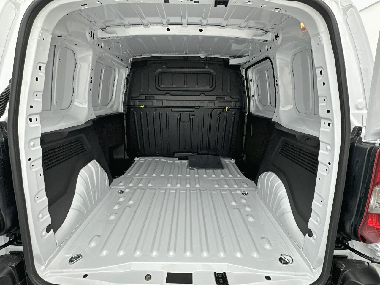 Citroën Berlingo van m diesel 100 ch manuelle — photo 6