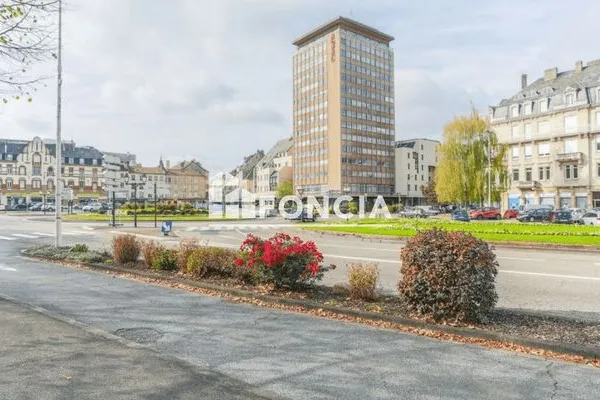 Local 3 pièces 130 m²