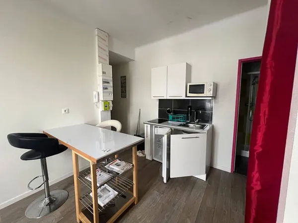 Studio 1 pièce 18 m²