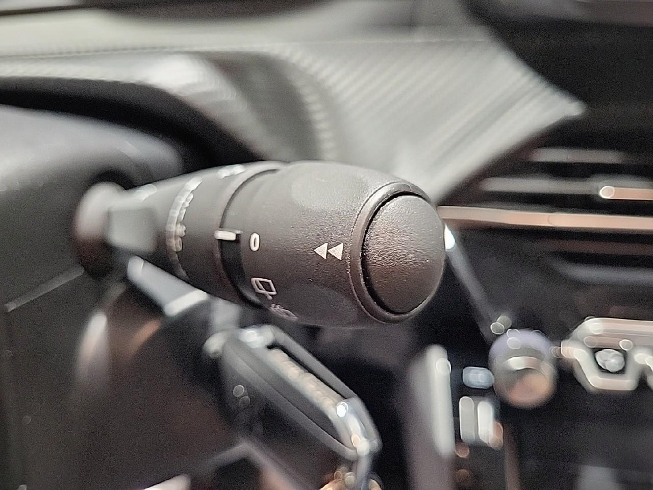 Peugeot 208 puretech 75 s&s bvm5 style — photo 21