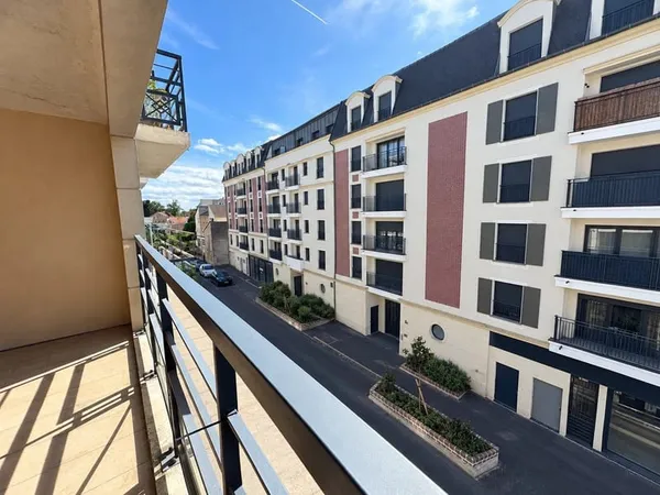 LE PLESSIS TREVISE