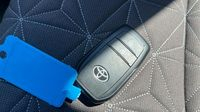 Toyota Yaris Cross 116h Collection MY22 — photo 16