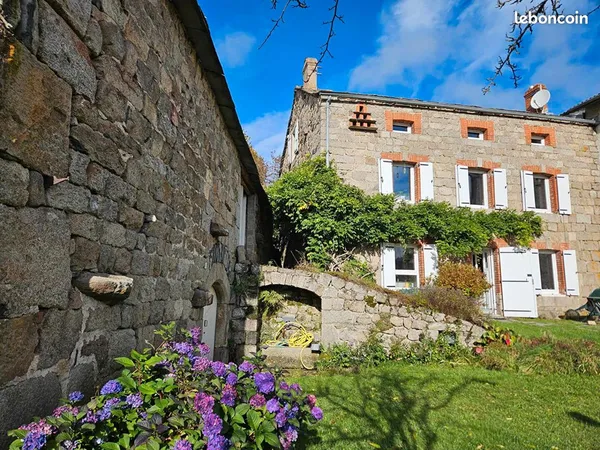 Ferme 10 pièces 166 m²