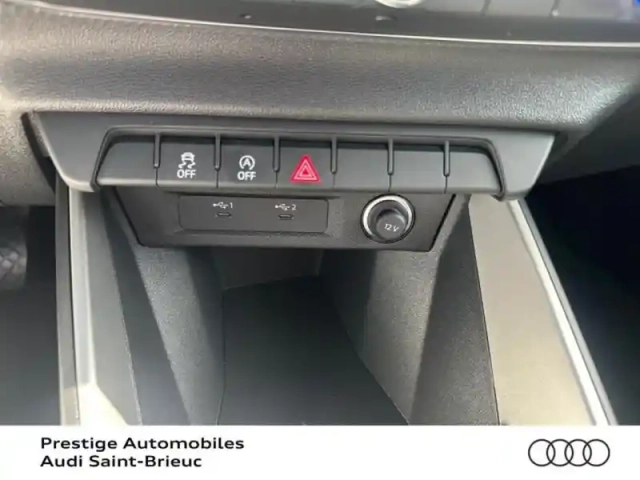 Audi A1 sportback 25 tfsi 95ch design s tronic 7 — photo 14