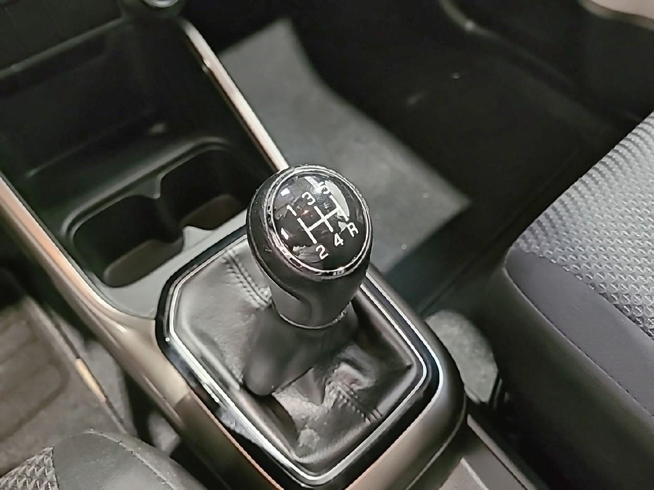 Suzuki Ignis 1.2 dualjet pack — photo 17