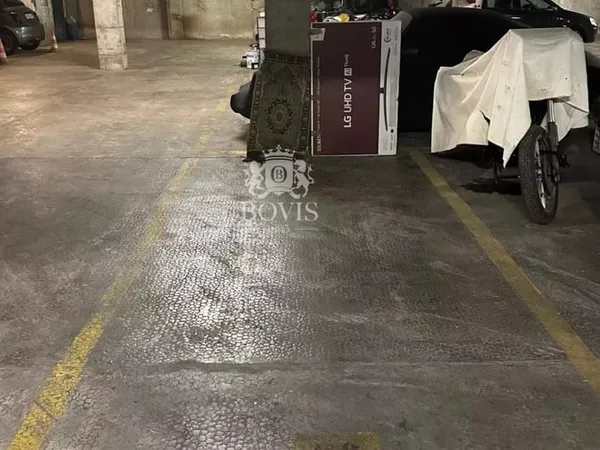 LOCATION PARKING EN SOUS-SOL - BEAULIEU-SUR-MER