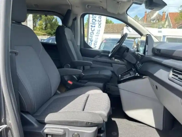 Ford Custom transit  fg 320 l1h1 2.0 ecoblue 170ch cabine approfondie limited 4x4 bva8 — photo 11