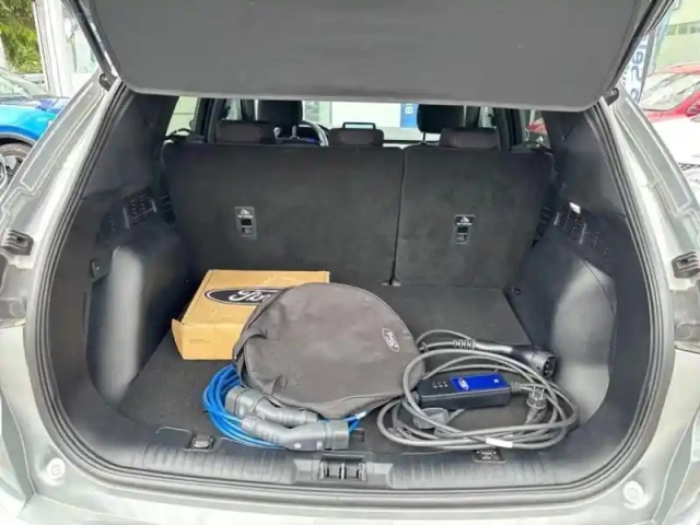 Ford Kuga 2.5 duratec 225ch phev st-line bva — photo 9