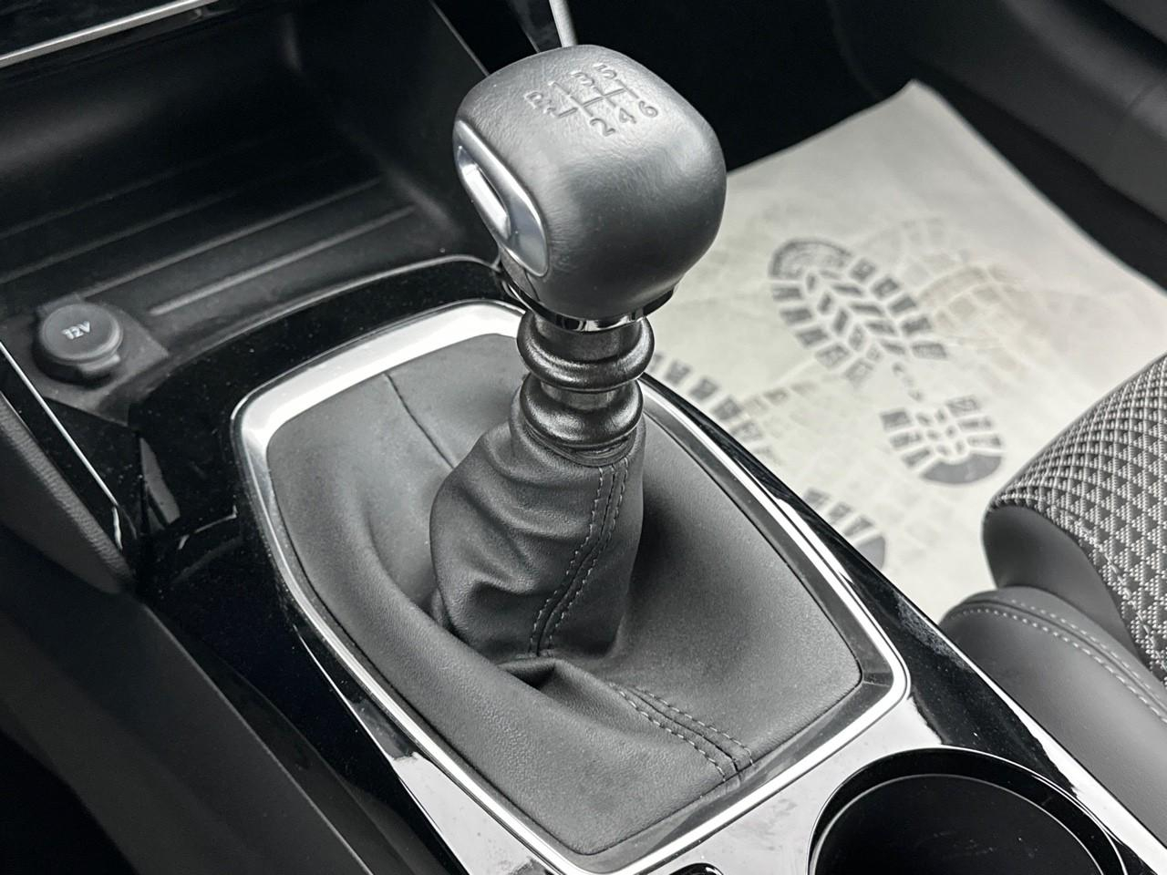 Peugeot 208 bluehdi 100 s&s bvm6 gt — photo 30