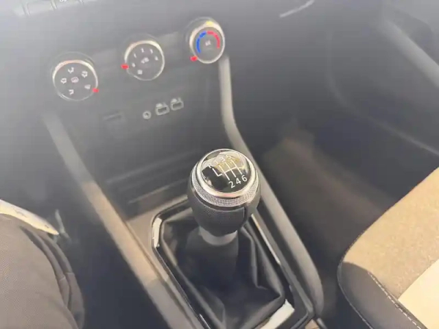 Renault Clio tce 90 — photo 16