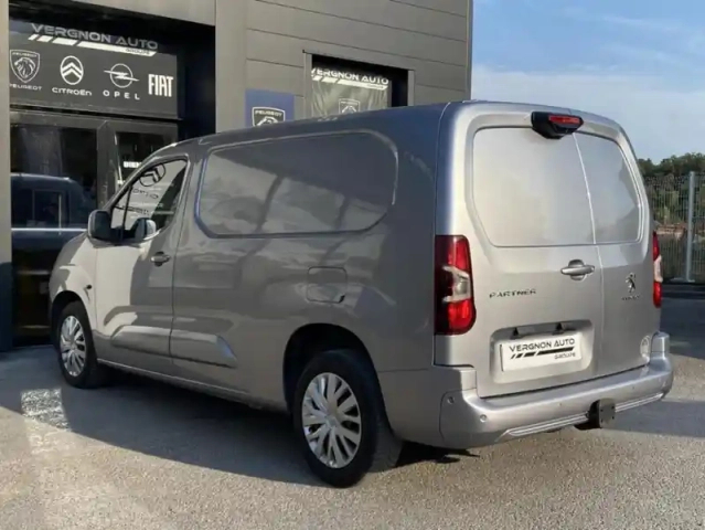 Peugeot Partner iii hdi 130 eat8 s&amp;s 950kg long asphalt — photo 28