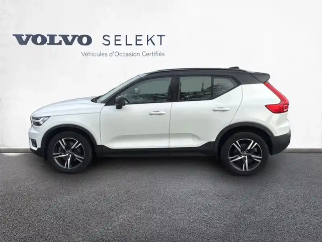 Volvo Xc40 d4 awd adblue 190 ch geartronic 8 — photo 2
