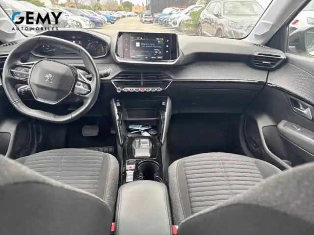 Peugeot 208 electrique 50 kwh 136ch — photo 40