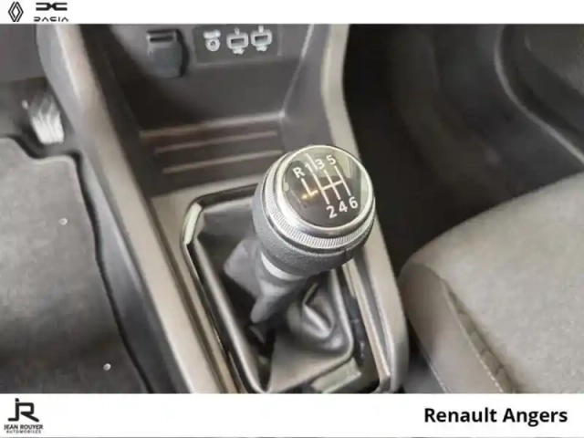 Renault Clio 1.0 tce 90ch equilibre — photo 6