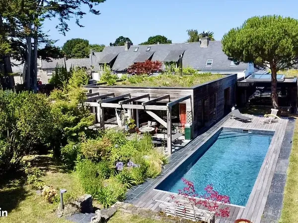Maison 8 pièces 350 m²