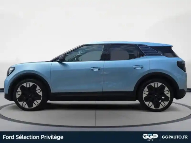 Ford Explorer 286ch extended range 79kwh pack premium rwd — photo 2
