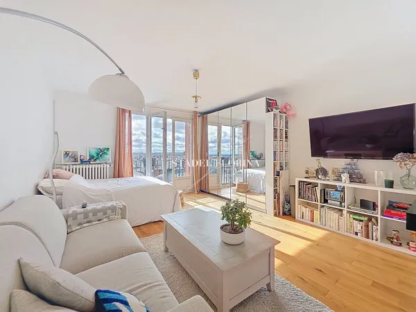 Studio 1 pièce 33 m²