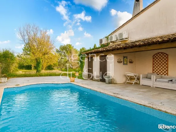 Maison 5 pièces 160 m²