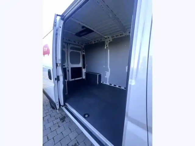 Toyota Proace max l2h2 3.3 2.2 120 bvm start 2.2l 140 d — photo 15